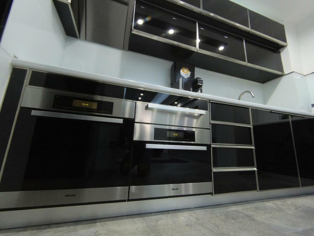 Grey Apartment Nis Exterior foto