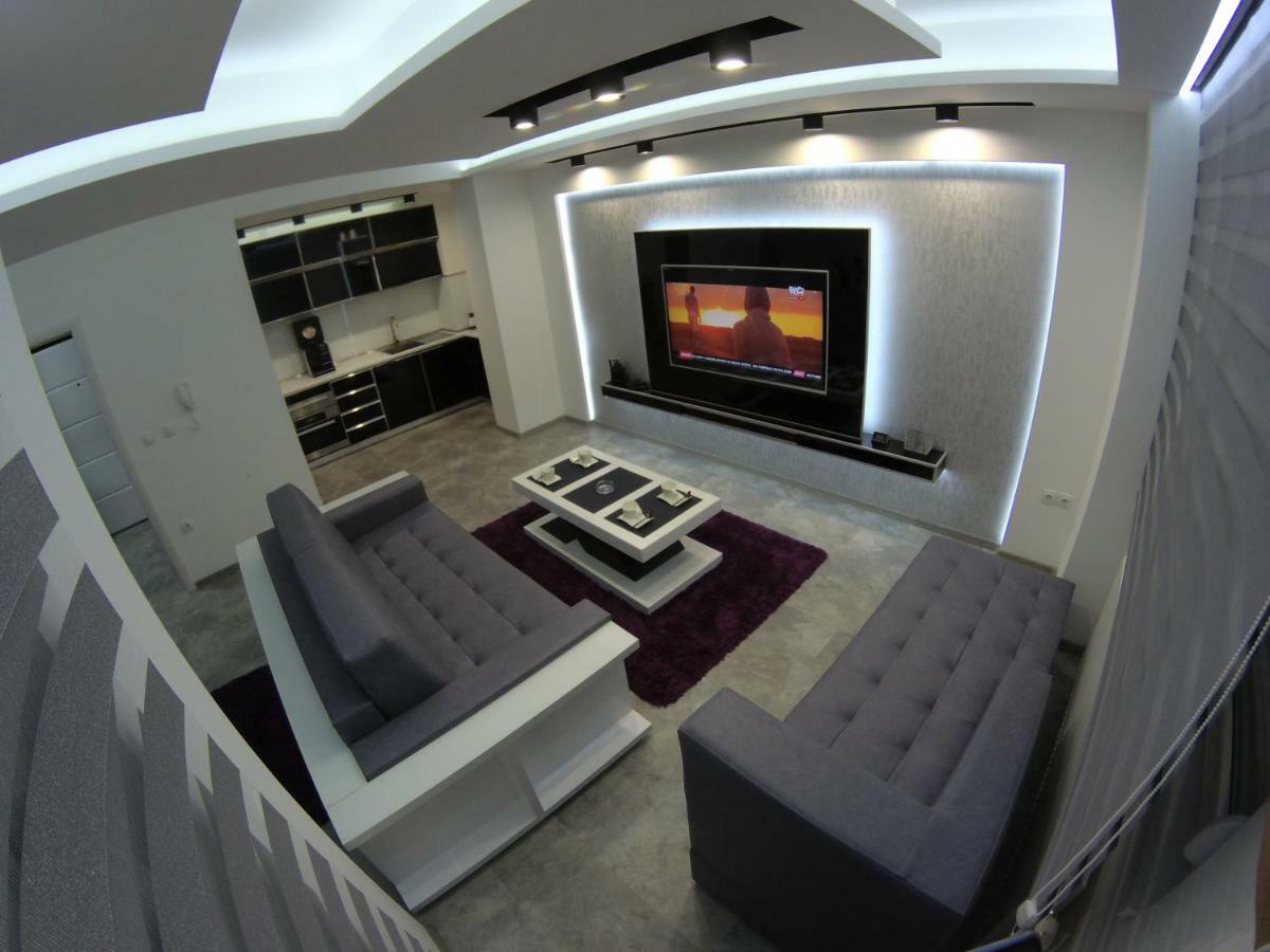 Grey Apartment Nis Exterior foto
