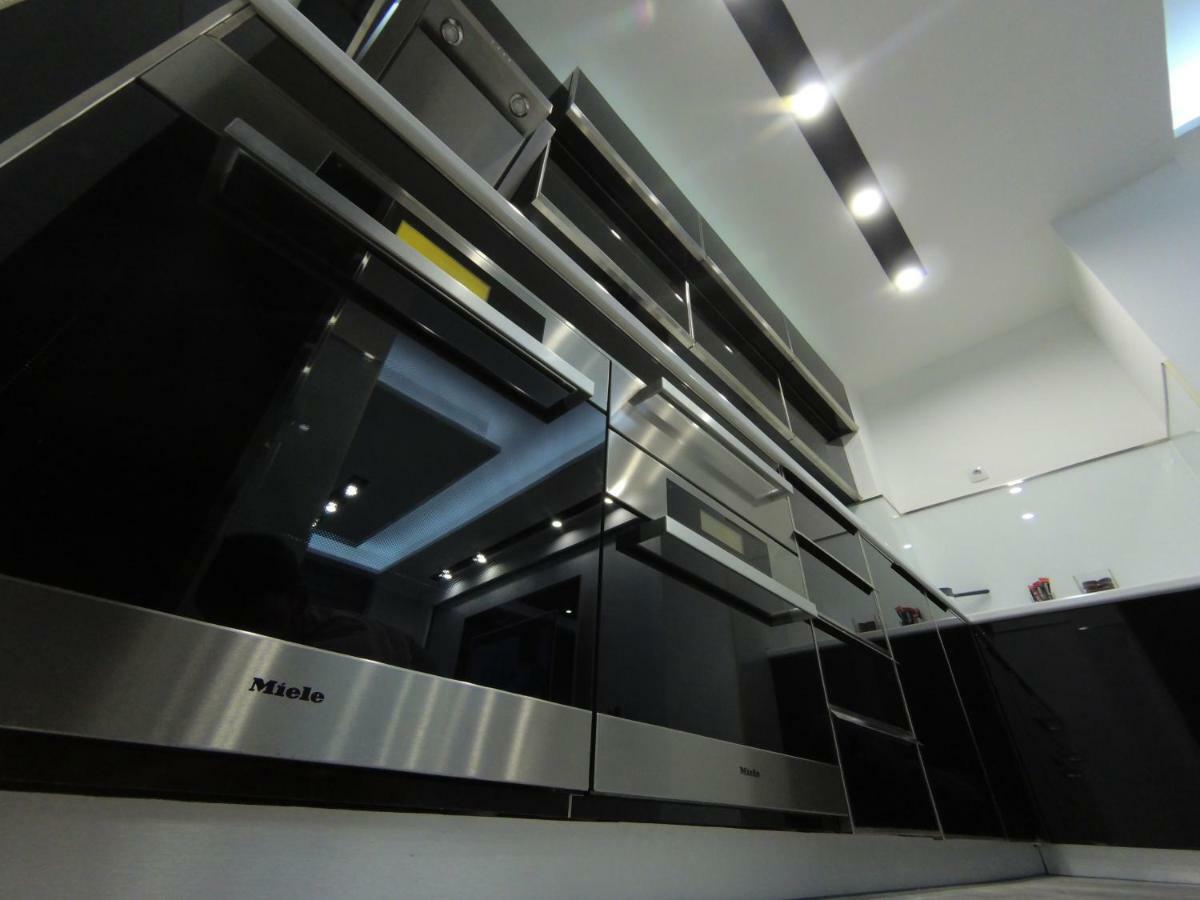 Grey Apartment Nis Exterior foto